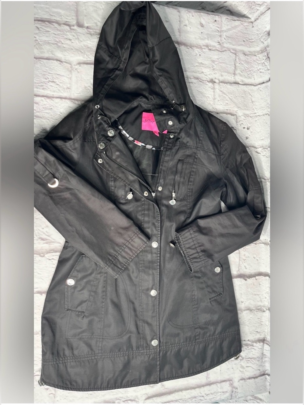 Betsey Johnson hooded raincoat black size medium